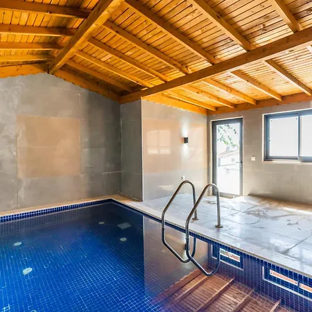 Willa Yeni - Stunning 4-bedroom Retreat With Private Pool And Panoramic Views *