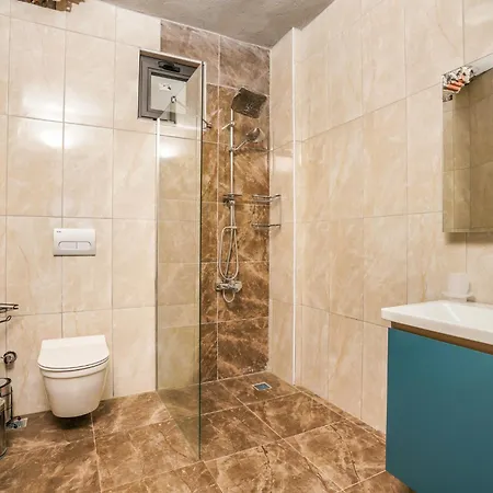 Yeni - Stunning 4-bedroom Retreat With Private Pool And Panoramic Views Kalkan